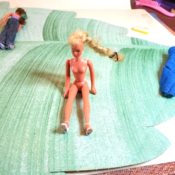 Vintage Barbie Clones from CPG 1981 - Picture 6 of 13